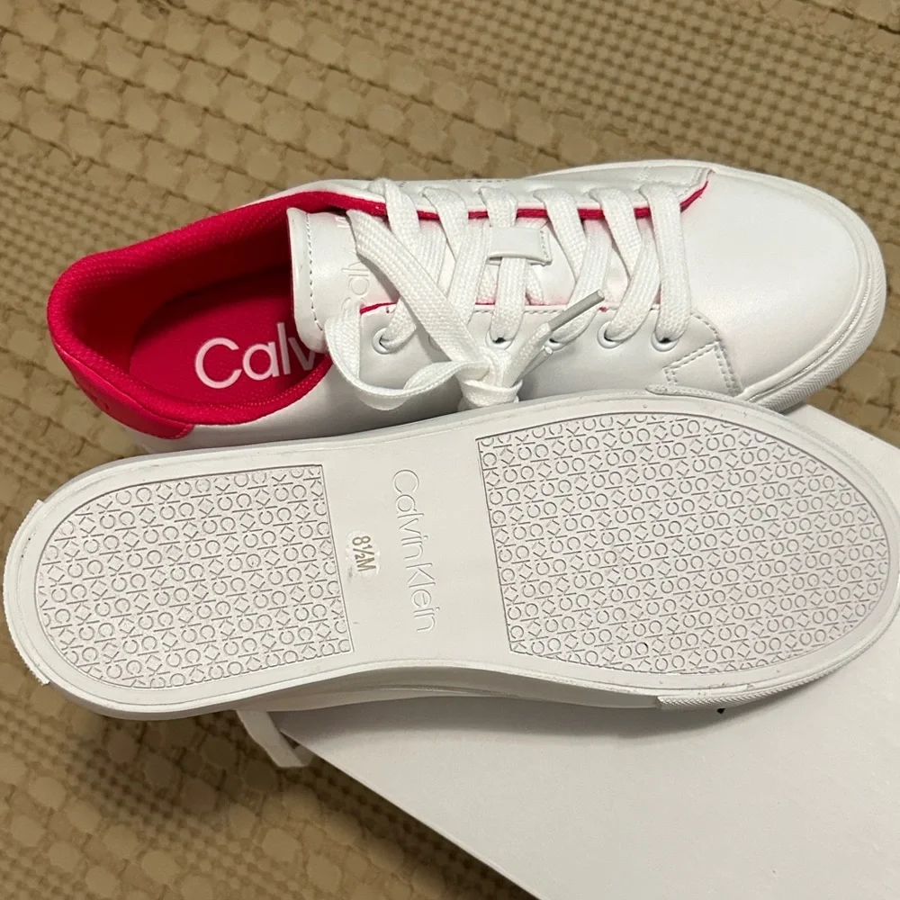 NIB Calvin Klein Women’s Perforated CK Logo White & Pink Sneakers Size 8.5